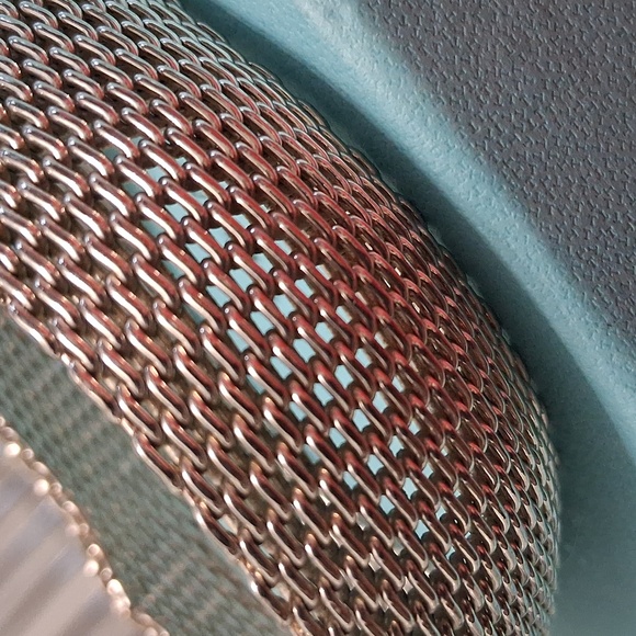 Tiffany SOMERSET MESH WEAVE BRACELET - Picture 2 of 11